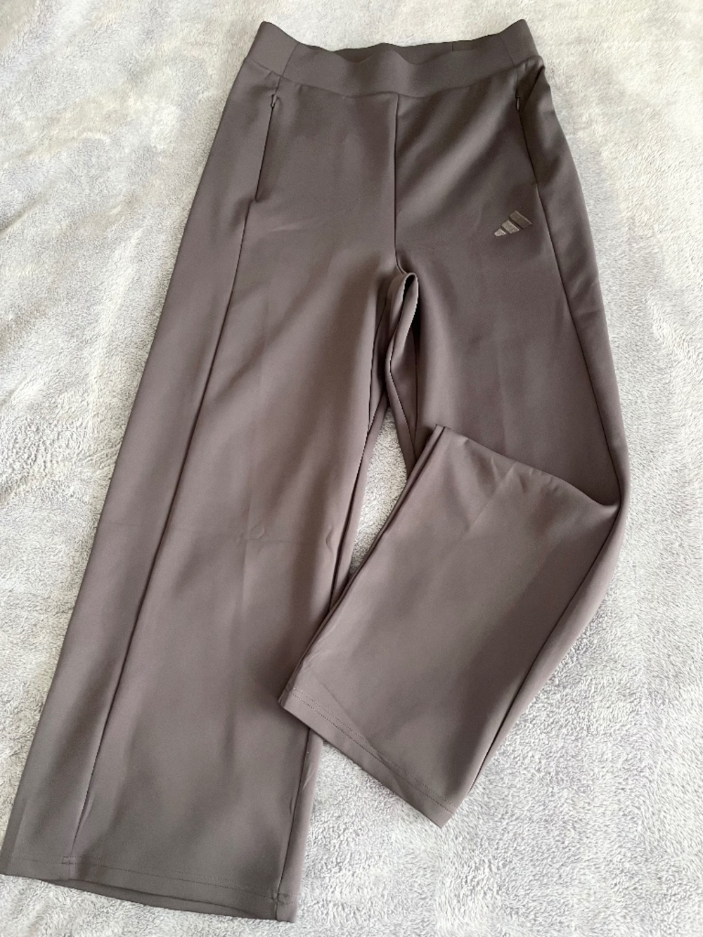 Women’s Adidas Track Pants Zipper Pocket Color Gray Size M